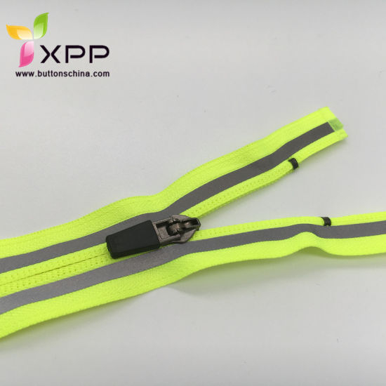 #5 Nylon Zipper with Reflective Tape for Sports Garments